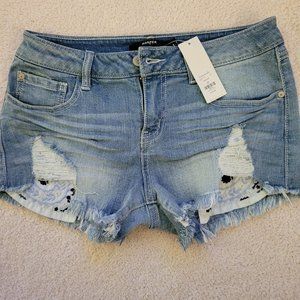 Super Cute Harper Denim Shorts/Embroidered Pockets